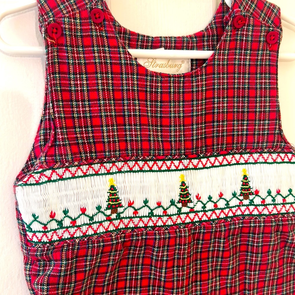 Boys Strausburg Christmas Romper with Christmas Tree Smocking. Size 3Y.